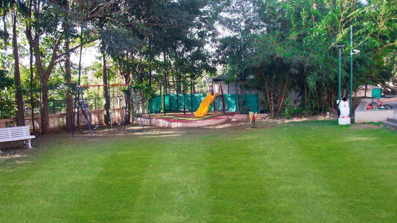 7 Apple Resort Lonavala Exterior foto