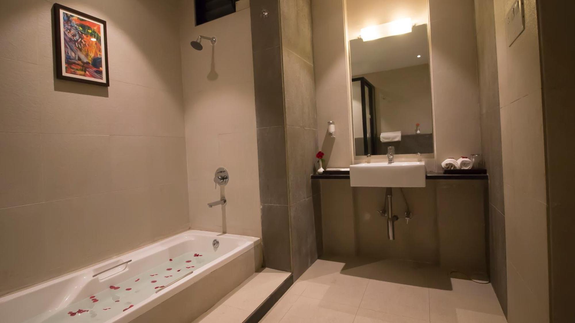7 Apple Resort Lonavala Exterior foto