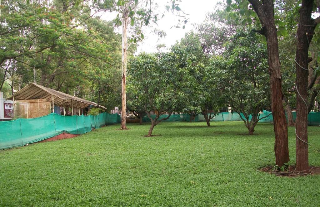 7 Apple Resort Lonavala Exterior foto